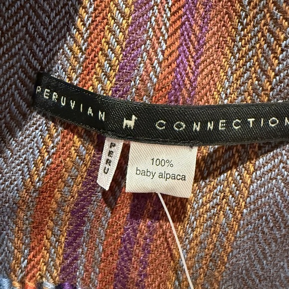 NWT‎ Peruvian Connection Shawl 54